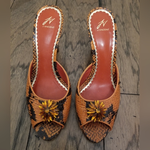 J Vincent Snake Skin Mules Size 6.5 - Picture 2 of 12